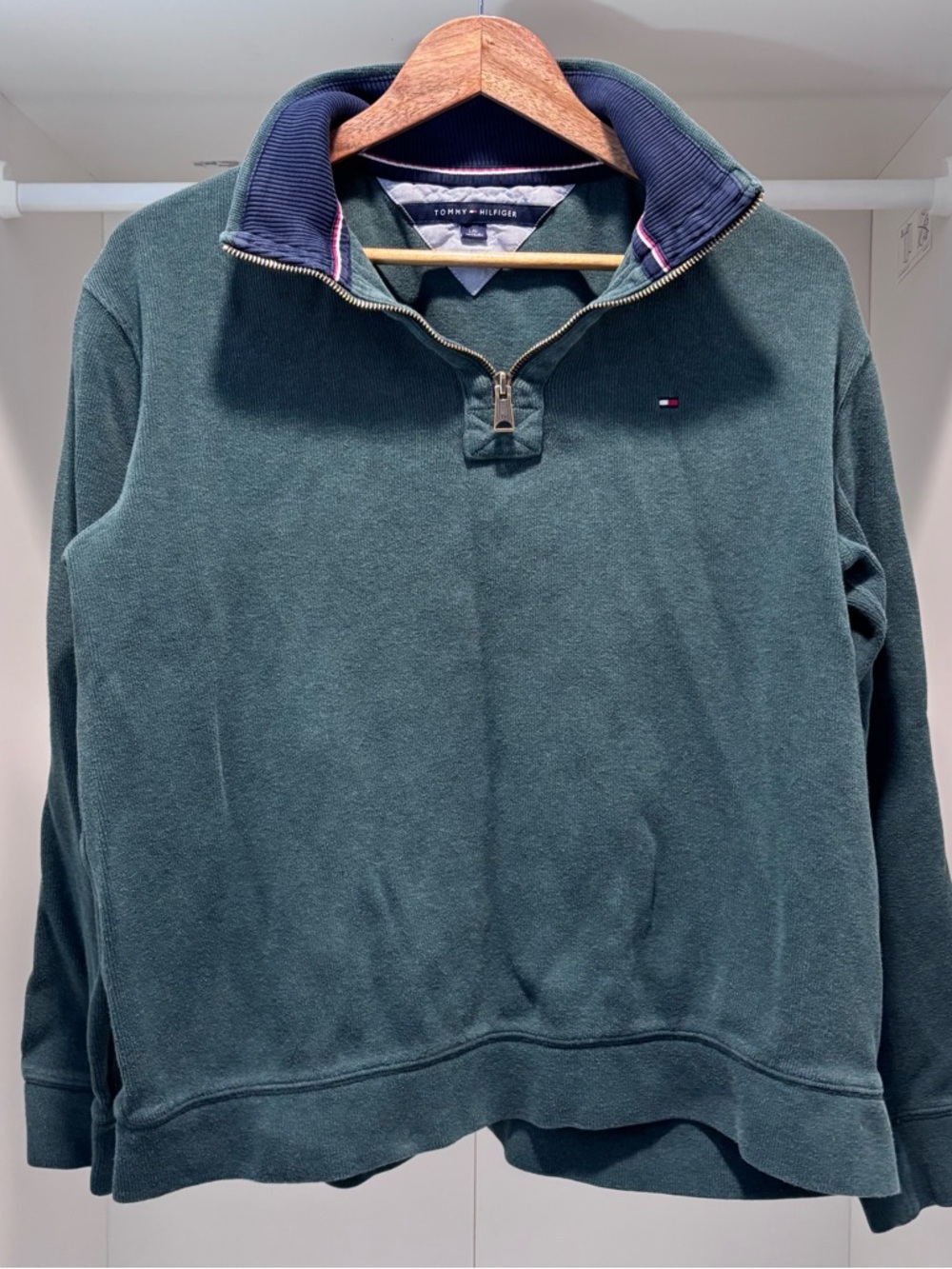 Tommy Hilfiger Navy-Trim Green Quarter-Zip Pullover knit 100% cotton